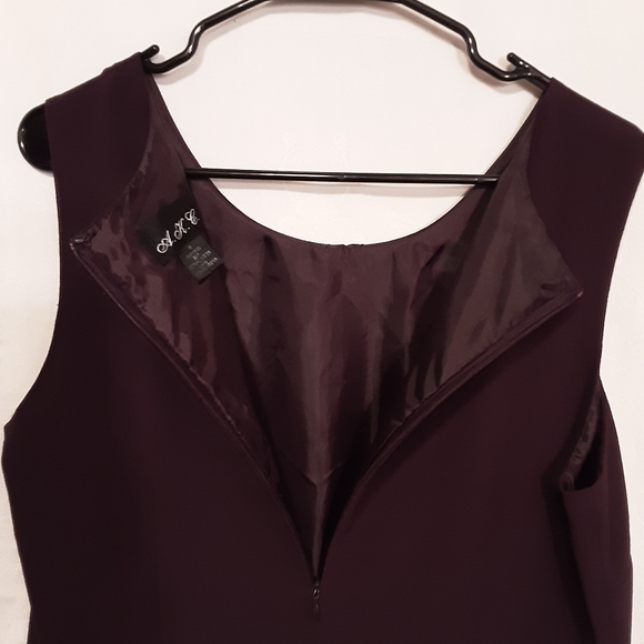 AKC sleeveless dress, sheath, plum - Picture 2 of 2